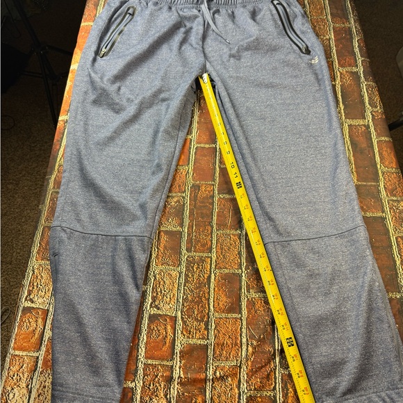 BCG Men's Charcoal Joggers with Zipper Pockets - Picture 10 of 12
